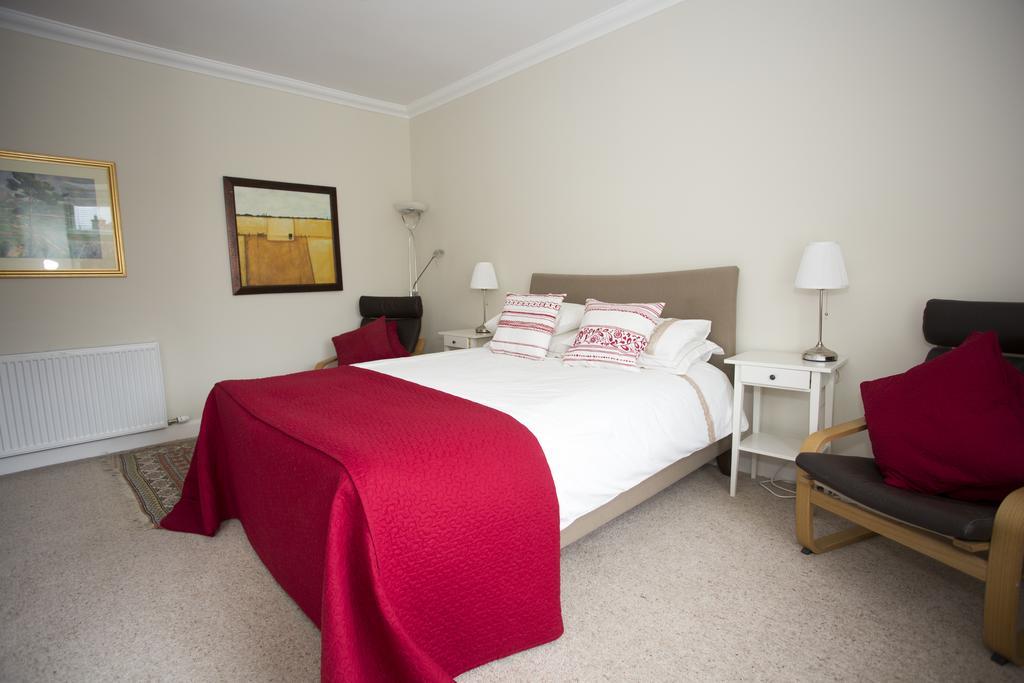 Doris Crook B&B Edinburgh Room photo